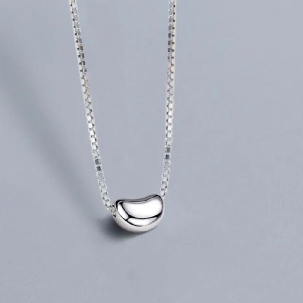 🌟 Beads Pea Necklace